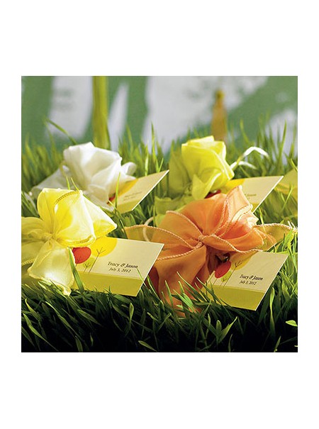Sacchetto portaconfetti avorio in organza con fiocco